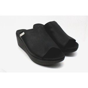 Kenneth Cole Reaction Women's Pepea Slide Wedge